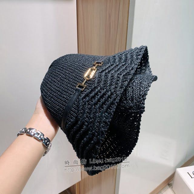 CELINE女士帽子 賽琳麻花辮帽檐漁夫帽草帽  mm1384